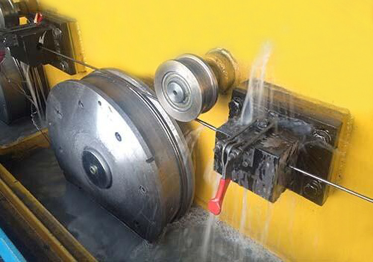 不銹鋼精密管的硬度如何提高?.jpg 不銹鋼精密管的硬度如何提高?.jpg