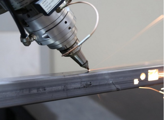 304精密不銹鋼管加工——激光打孔.png 304精密不銹鋼管加工——激光打孔.png