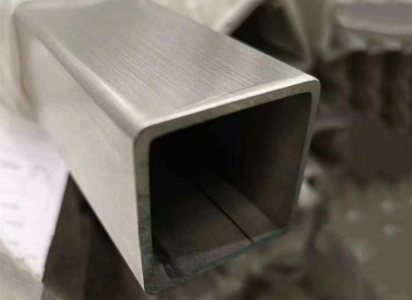 厚壁不銹鋼管切削時注意事項.jpg 厚壁不銹鋼管切削時注意事項.jpg