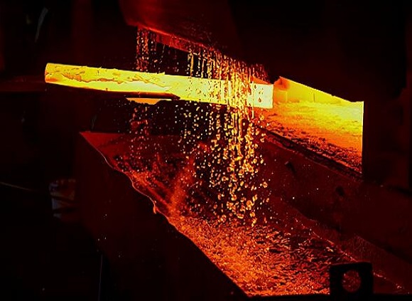 防止薄壁不銹鋼管產(chǎn)生淬火裂紋的措施.jpg 防止薄壁不銹鋼管產(chǎn)生淬火裂紋的措施.jpg