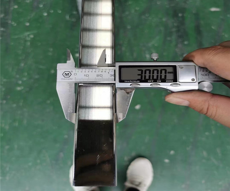 如何鑒別不銹鋼精密管的質量.jpg 如何鑒別不銹鋼精密管的質量.jpg